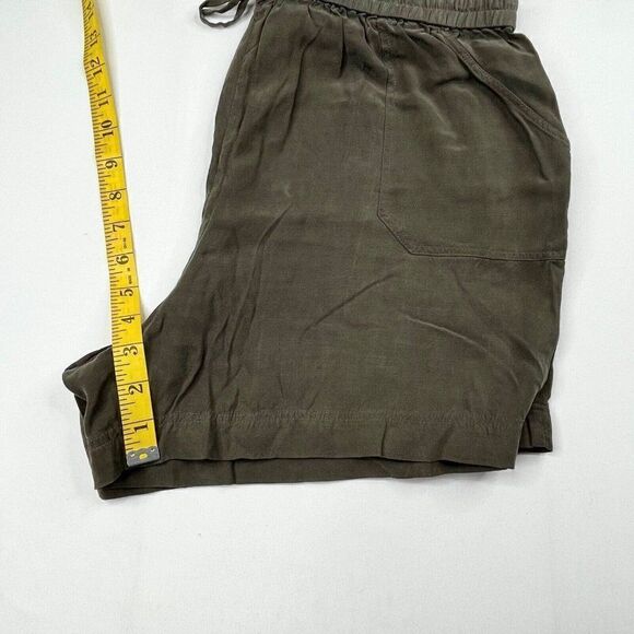 BODEN Talia Shorts Army Green - Picture 8 of 9